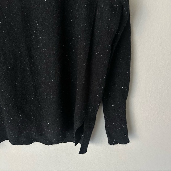 Halogen Speckle Black Cashmere Vneck Sweater Medium - Picture 7 of 7